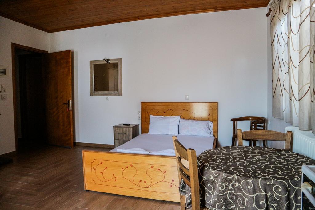 Hotel Elatofilito Athamanio 외부 사진