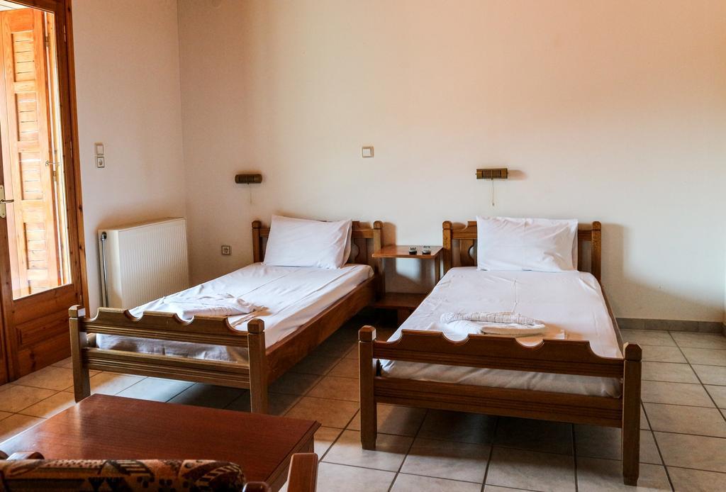 Hotel Elatofilito Athamanio 외부 사진
