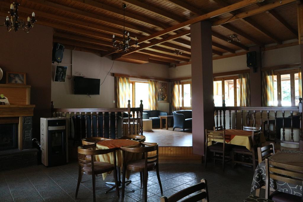 Hotel Elatofilito Athamanio 외부 사진